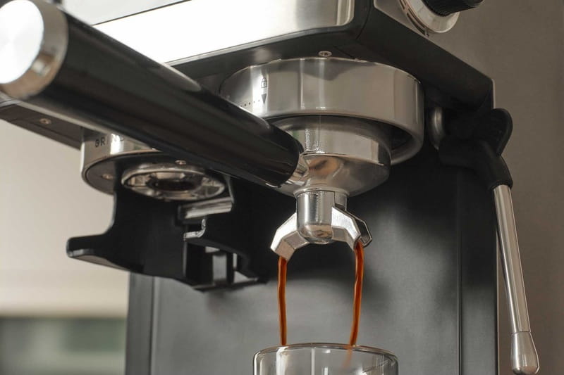 Кофеварка Sencor SES 5000SS