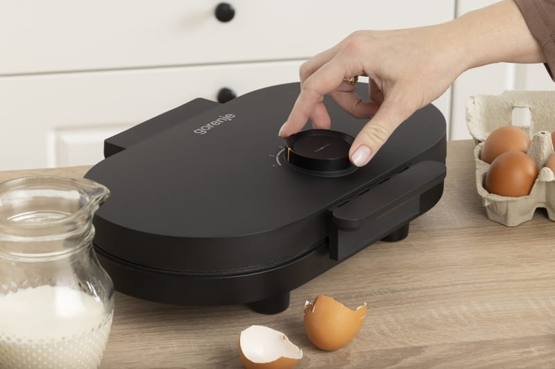 Вафельница Gorenje WM1200B