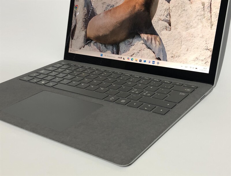 Ноутбук Microsoft Surface Laptop 4 1958 / 13.5" (2256x1504) IPS Touch / AMD Ryzen 5 4680U / 8GB / 256 SSD / Win11Pro / Backlight - Б/в
