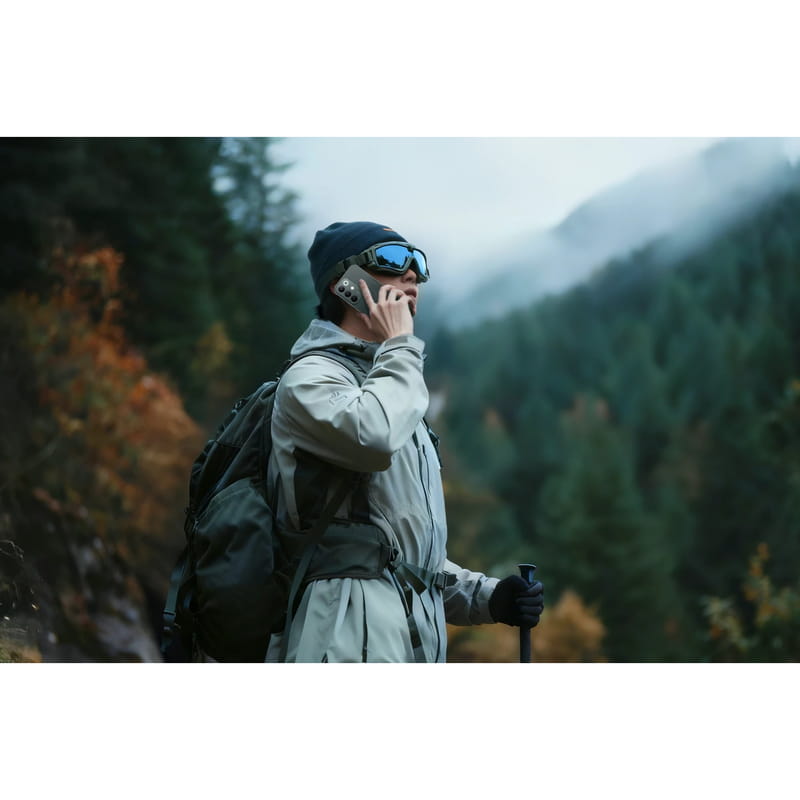 Смартфон Realme C85 8/256GB (RMX5566) Swan Black