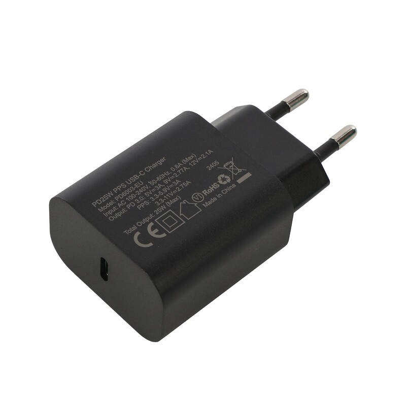 Сетевое зарядное устройство Choetech (1USBх3A) 25W Black (PD6003-EU-BK)