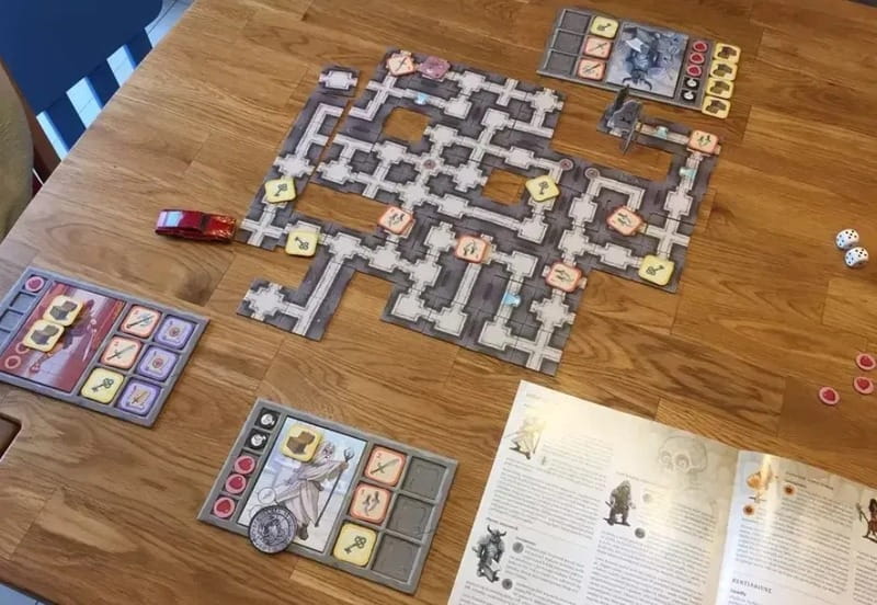 Настольная игра Lord of Boards Тайны замка Карак (LOB2302UA)