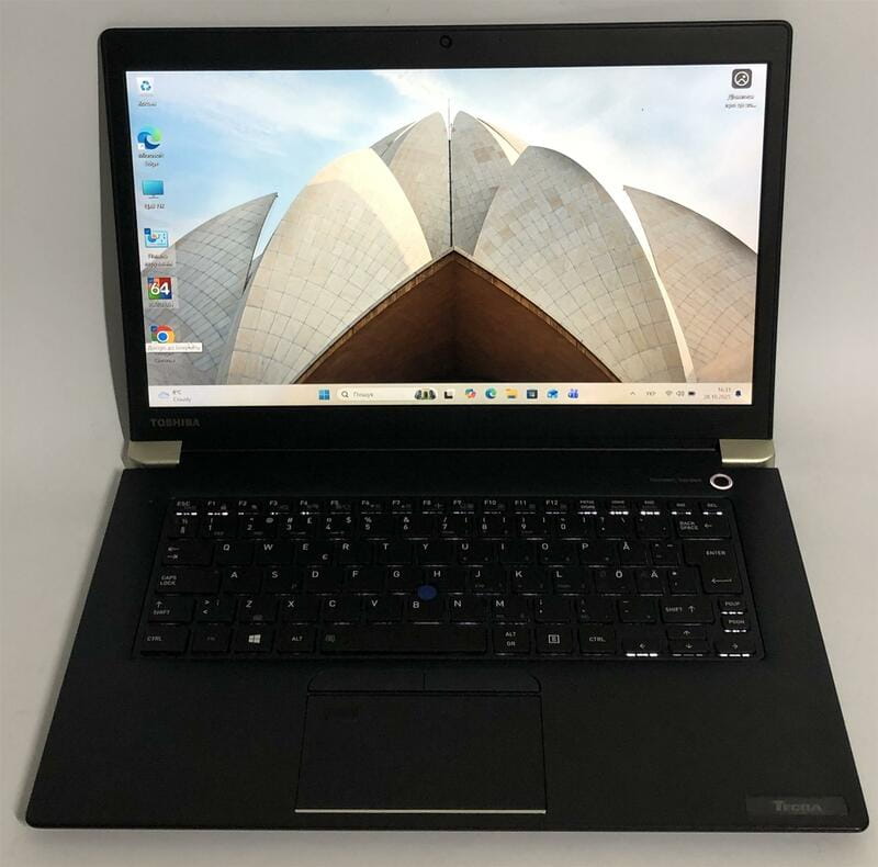 Ноутбук Toshiba Tecra X40-E / 14" FullHD IPS Touch / i5-8250U / 16GB / 256GB SSD / Wind11Pro / 4G/LTE / Backlight - Б/в