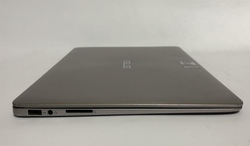 Ноутбук Asus ZenBook UX330C / 13.3" FullHD IPS / M3-7Y30 / 8GB / 256GB SSD / Win10 / Backlight - Б/в