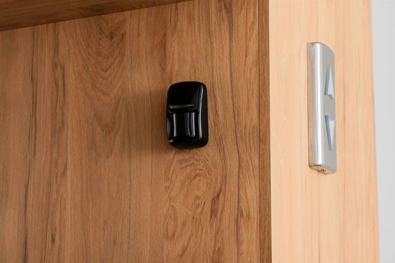 Беспроводной датчик движения штора U-Prox PIR VB Black