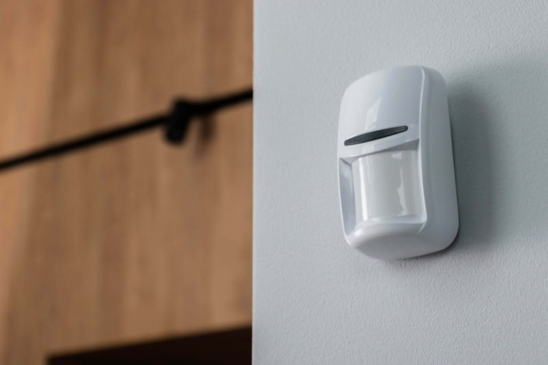 Беспроводной датчик движения штора U-Prox PIR VB White