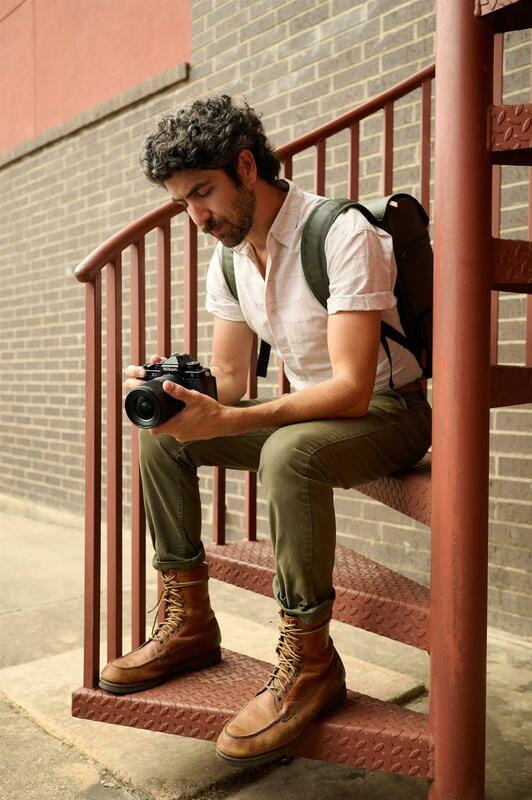 Цифрова фотокамера Nikon Zf body (VOA120AE)