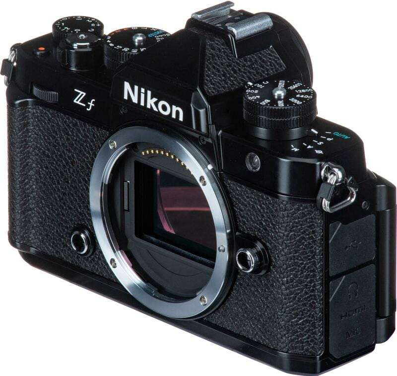 Цифрова фотокамера Nikon Zf body (VOA120AE)