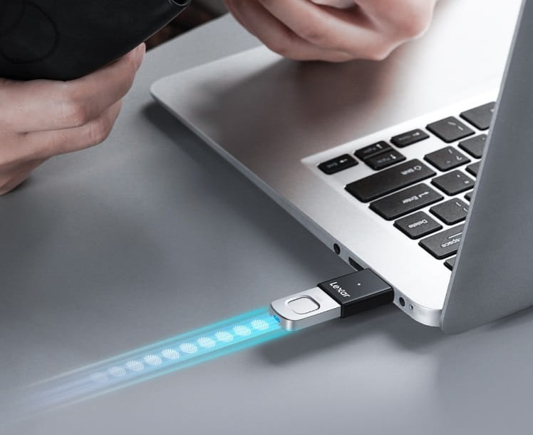 Флеш-накопичувач USB3.0 256GB Lexar Jump Drive Fingerprint F35 Pro Black (LJDF35P256G-RNBNG)