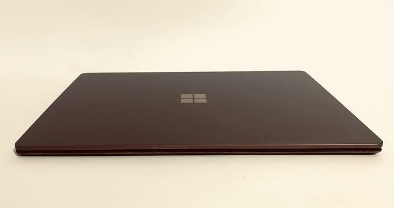 Ноутбук Microsoft Surface Laptop 1 1769 / 13.5" (2256x1504) IPS Touch / i7-7660U / 8GB / 256GB SSD / Win10Pro / Backlight - Б/у