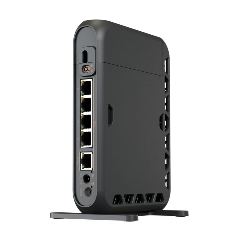 Бездротовий маршрутизатор MikroTik hAP be3 Media (MA53UG+HbeH)