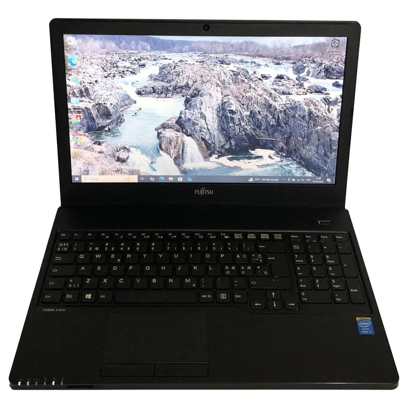 Ноутбук Fujitsu Lifebook A555 / 15.6" (1366х768) / i3-5005U / 8GB / 128GB SSD / Win10Pro - Б/у