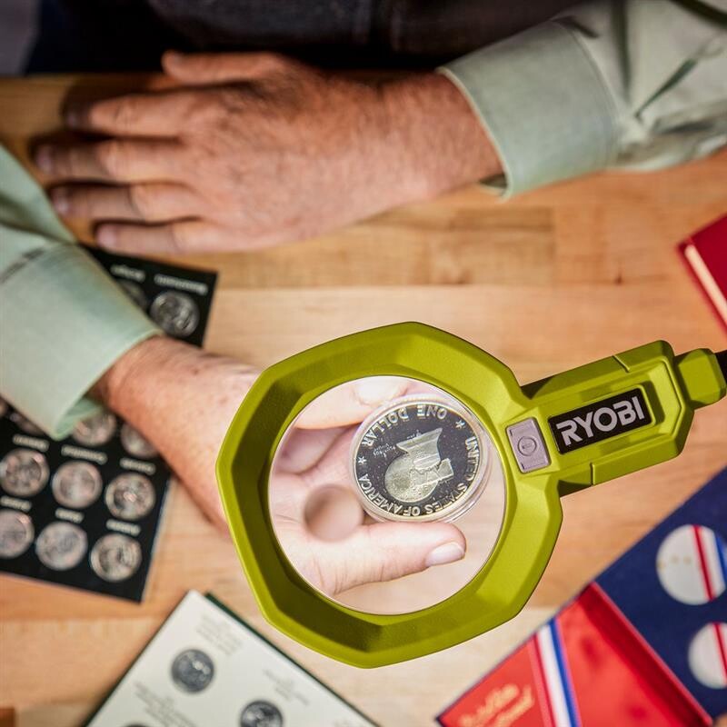 Ліхтар на гнучкій штанзі Ryobi RML18-0 ONE+, без АКБ та З.П.  (5133005669)