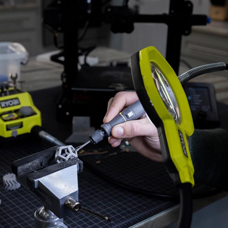 Ліхтар на гнучкій штанзі Ryobi RML18-0 ONE+, без АКБ та З.П.  (5133005669)