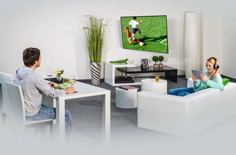 Кронштейн Hama TV-WB 118619 (VESA400х400)