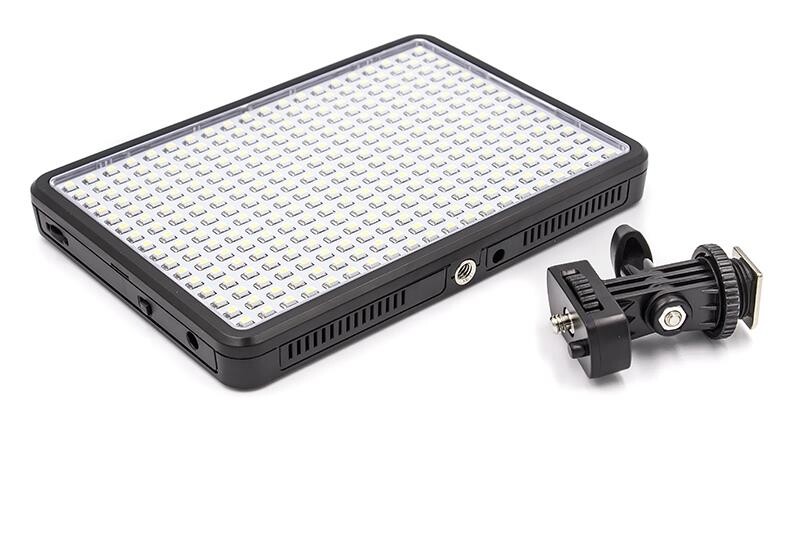 Накамерне світло PowerPlant LED 320l (LED320I)