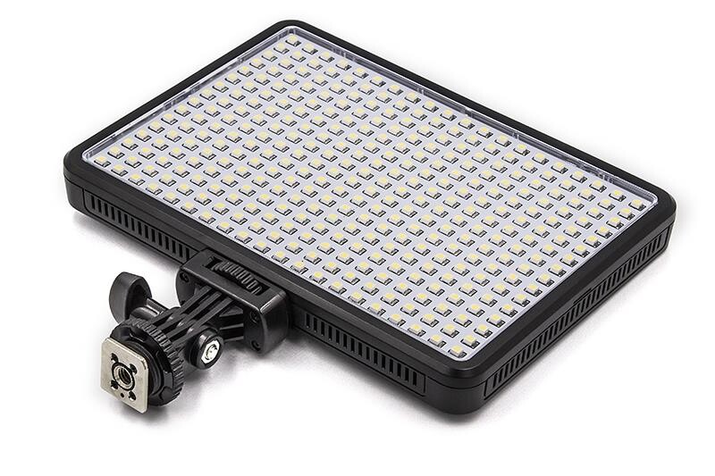 Накамерный свет PowerPlant LED 320l (LED320I)