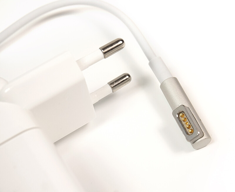 Блок питания PowerPlant для ноутбука Apple 220V, 16.5V 60W 3.65A Magnet tip (AP60KMAG)