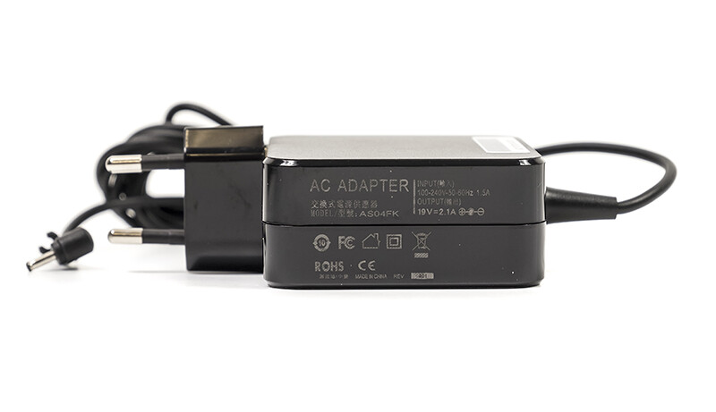 Блок питания PowerPlant для ноутбука Asus 220V, 19V 40W 2.1A, 2.5х0.7мм, wall mount (WM-AS40F2507)