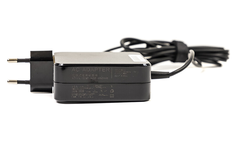 Блок питания PowerPlant для ноутбука IBM/Lenovo 220V, 20V 65W 3.25A, 5.5х2.5мм, wall mount (WM-IB65H5525)