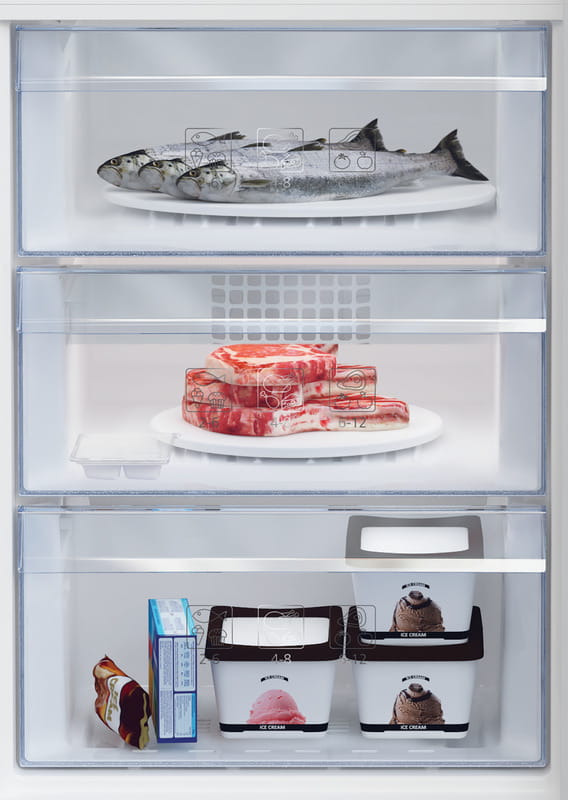 Холодильник Beko RCSA366K40WN