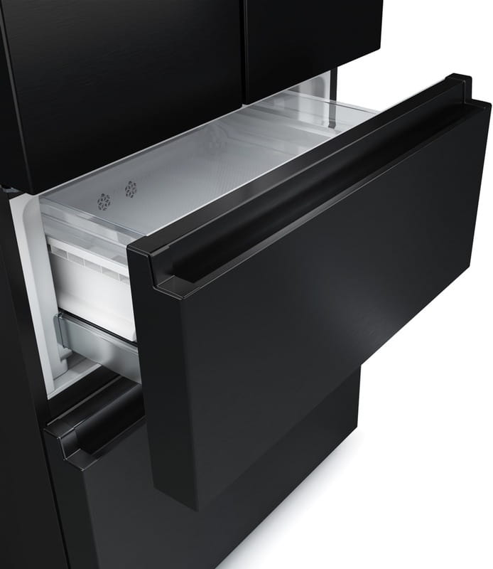 Холодильник Hisense RF632N4WFE1