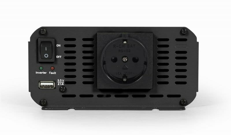 Инвертор напряжения EnerGenie EG-PWC800-01 800W