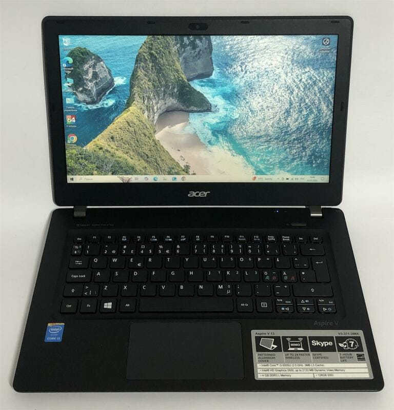 Ноутбук Acer Aspire V3-371 / 13.3" (1366х768) / i3-5005U / 4GB / 120GB SSD / Win10 - Б/у