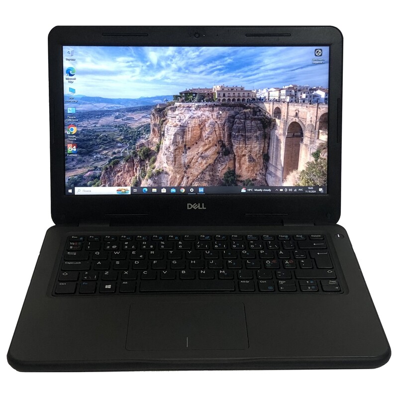 Ноутбук Dell Latitude 3310 / 13.3" (1366х768) / i3-8145U / 8GB / 128GB SSD / Win10Pro - Б/у