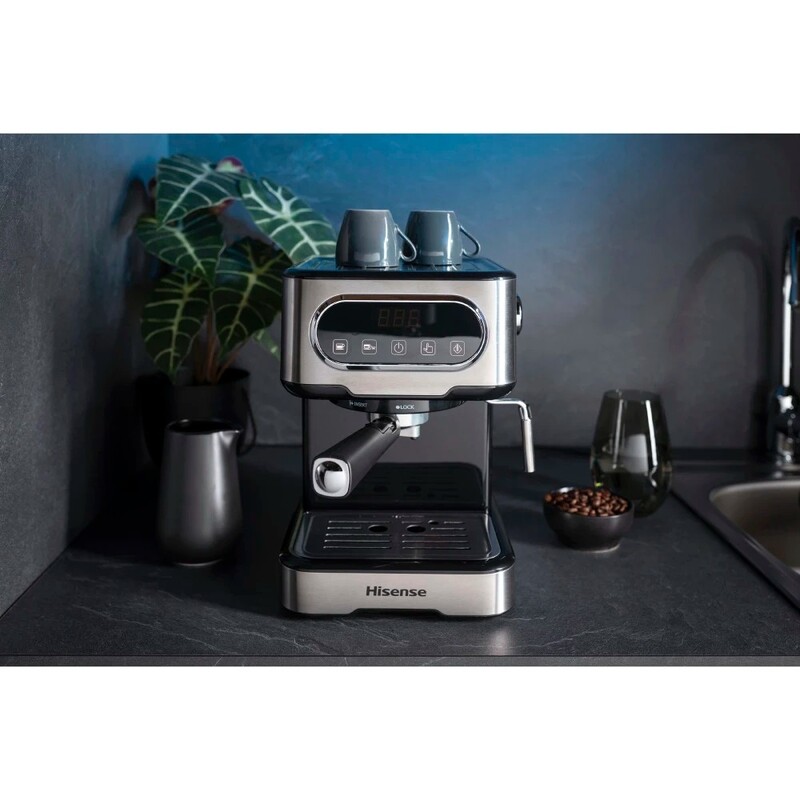 Кофеварка рожковая Hisense HESCM15DBK