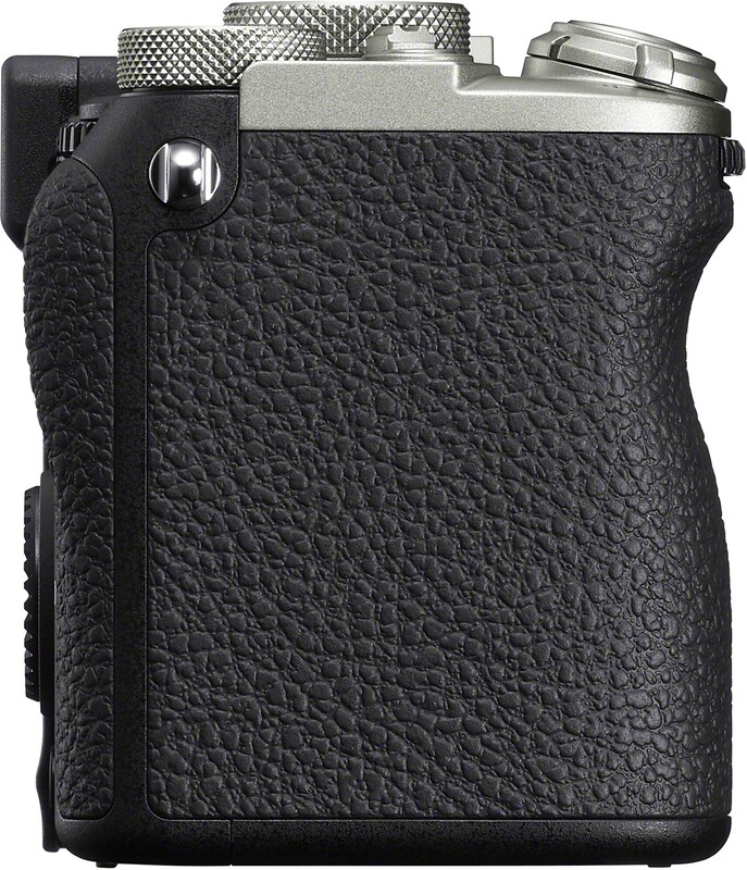 Цифровая фотокамера Sony Alpha 7CM2 Kit 28-60 mm Silver (ILCE7CM2LS.CEC)
