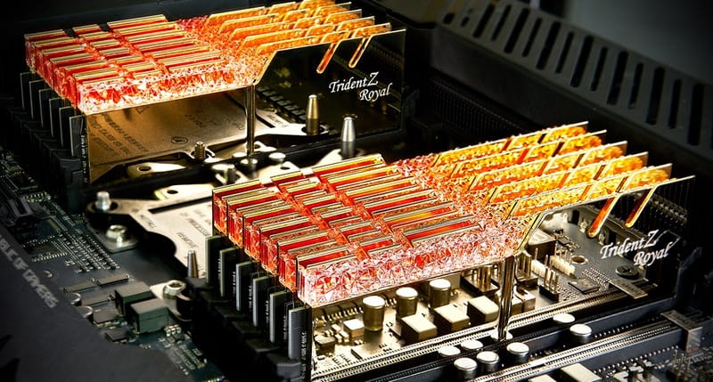 Модуль пам'ятi DDR4 2x16GB/3200 G.Skill Trident Z Royal (F4-3200C16D-32GTRG)