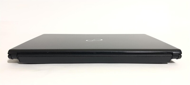 Ноутбук Fujitsu LifeBook S938 / 13.3" FullHD IPS / i5-8250U / 8GB / 256GB SSD / Win10Pro / Backlight / сканер отпечатка / Б/у