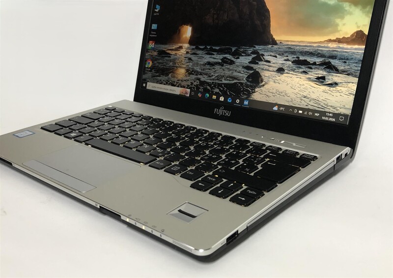 Ноутбук Fujitsu LifeBook S938 / 13.3" FullHD IPS / i5-8250U / 8GB / 256GB SSD / Win10Pro / Backlight / сканер отпечатка / Б/у