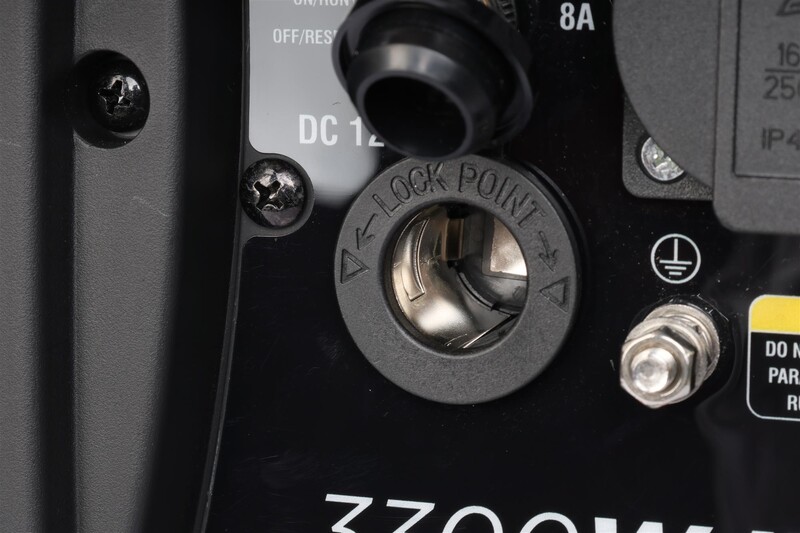 Генератор бензиновый Ultimatron ULT-3300-EU