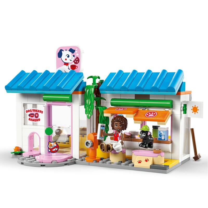 Конструктор LEGO Friends Пекарня собачих ласощів (42677)