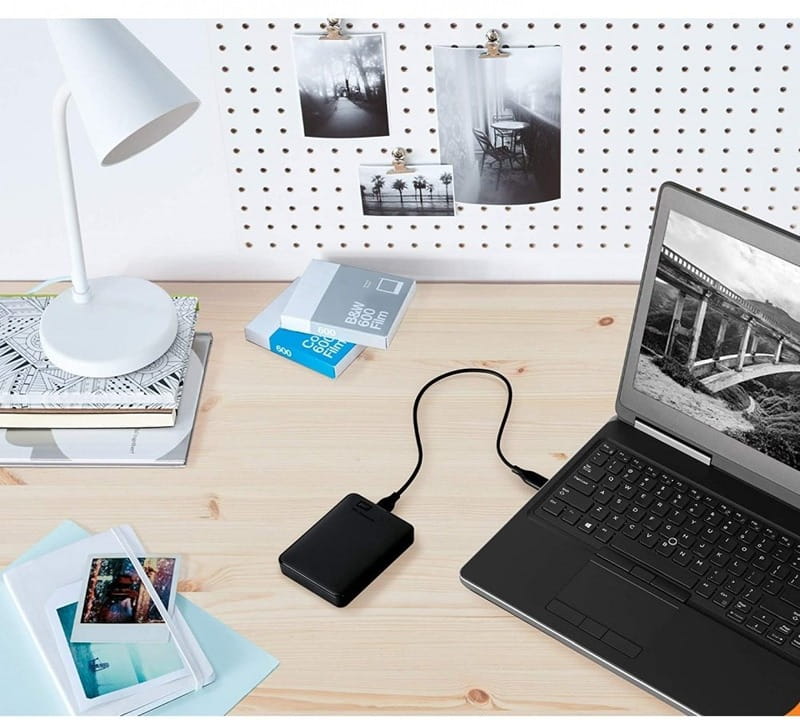 Внешний жесткий диск 2.5" USB 5.0TB WD Elements Portable Black (WDBU6Y0050BBK-WESN)