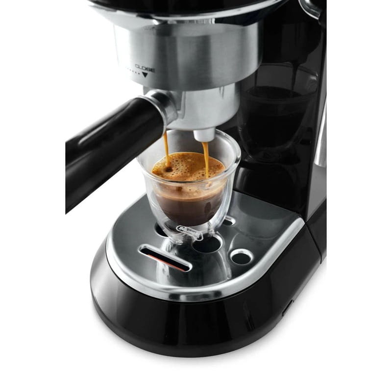 Кавоварка ріжкова Delonghi EC 685.BK