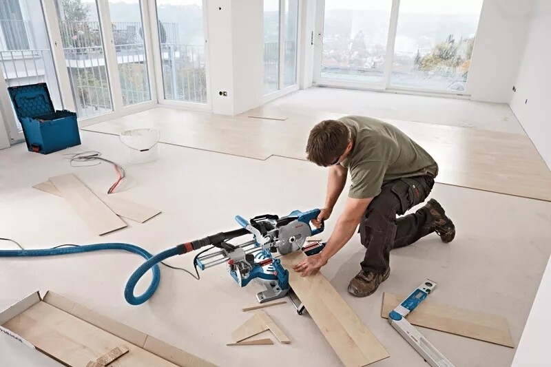 Пила Bosch Professional GCM 8 SJL (0.601.B19.100)