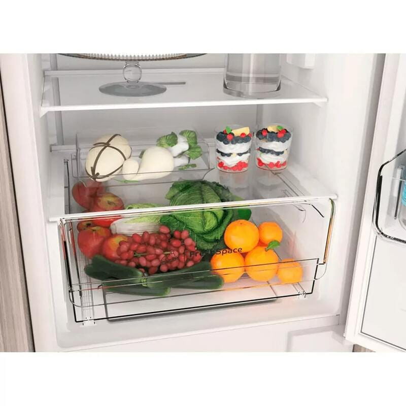 Встраиваемый холодильник Indesit INC18T311