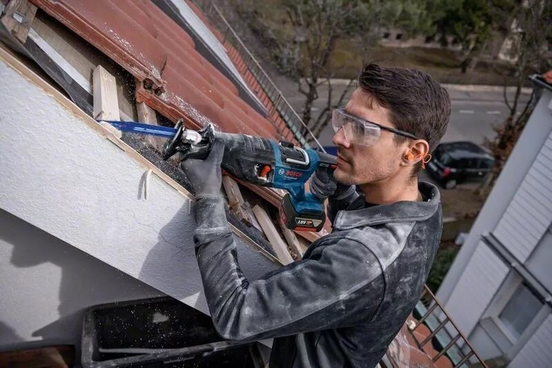 Ножовка Bosch Professional GSA 185-LI 18В (0.601.6C0.020) без АКБ и ЗУ