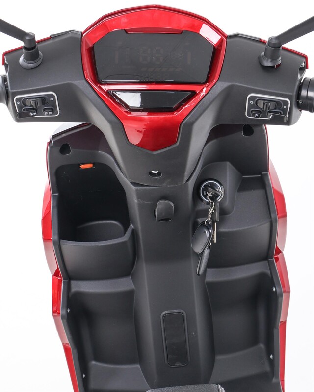 Електроскутер Maxxter Leon Red