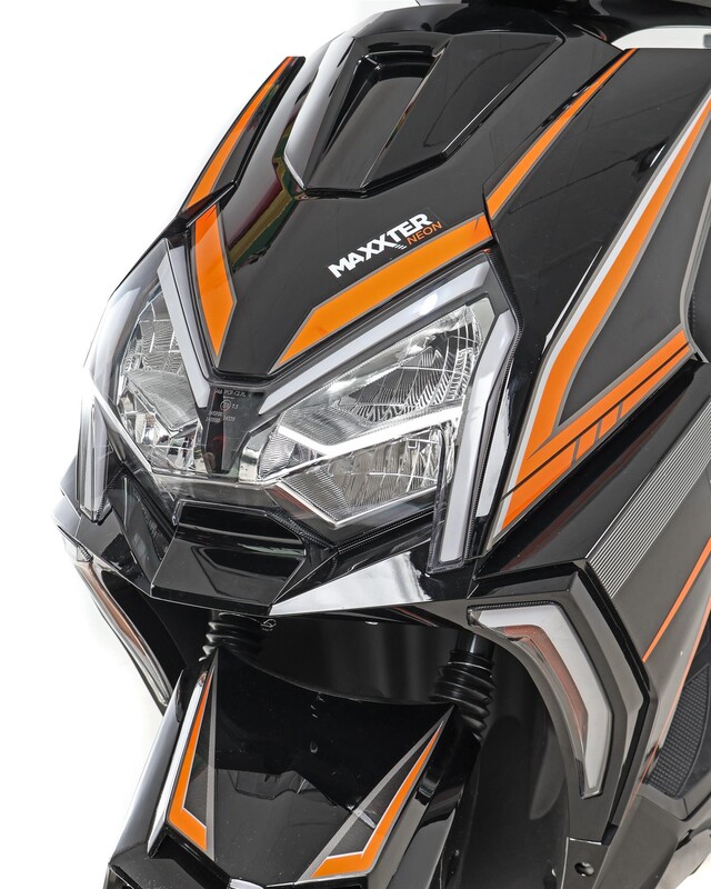 Электроскутер Maxxter Neon Black