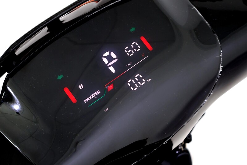 Электроскутер Maxxter Neon White