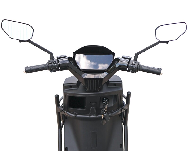 Электроскутер Maxxter Eclipse Black