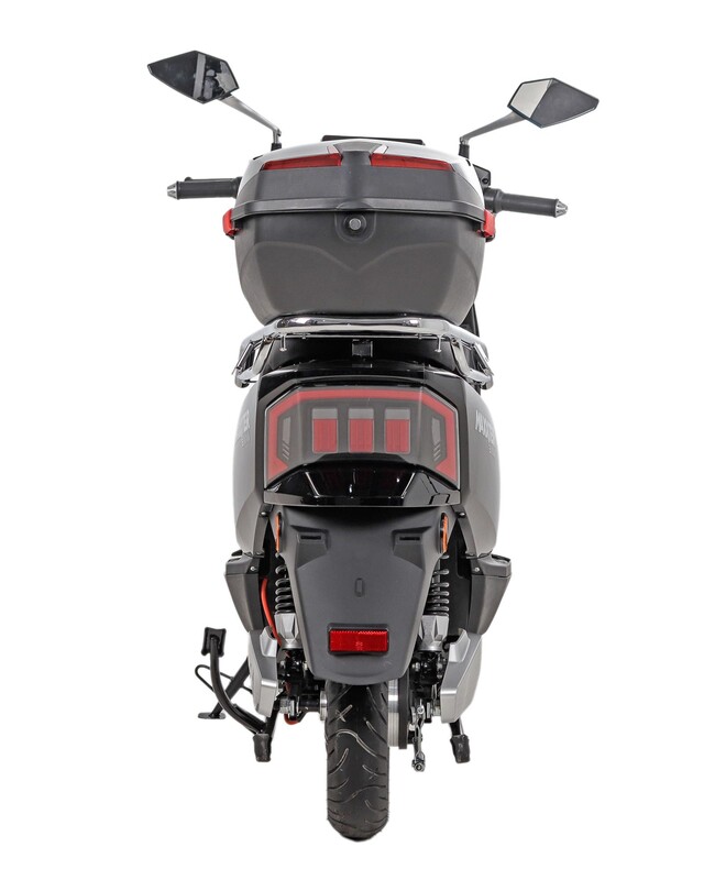 Электроскутер Maxxter Nova Black