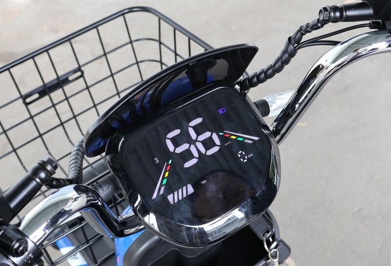 Электроскутер Maxxter Runner Black/Blue