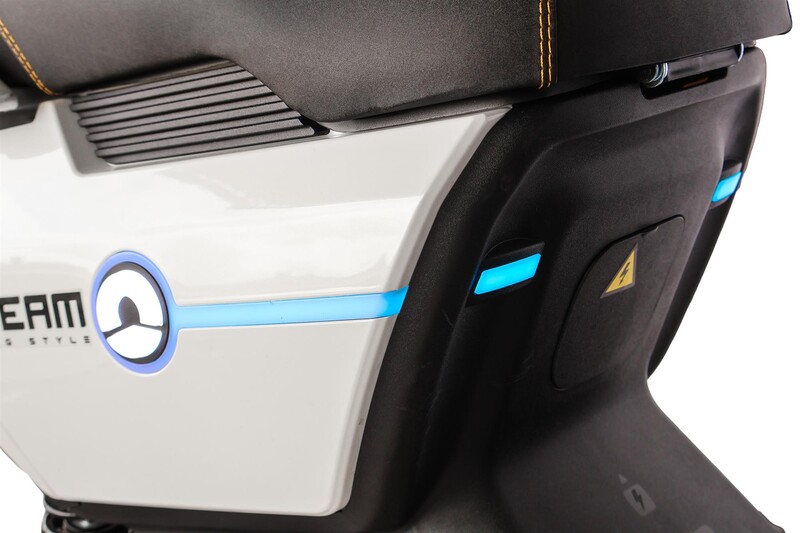 Электроскутер Sunra Dream 5 White