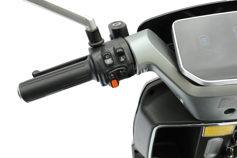 Электроскутер Sunra K6 Silver