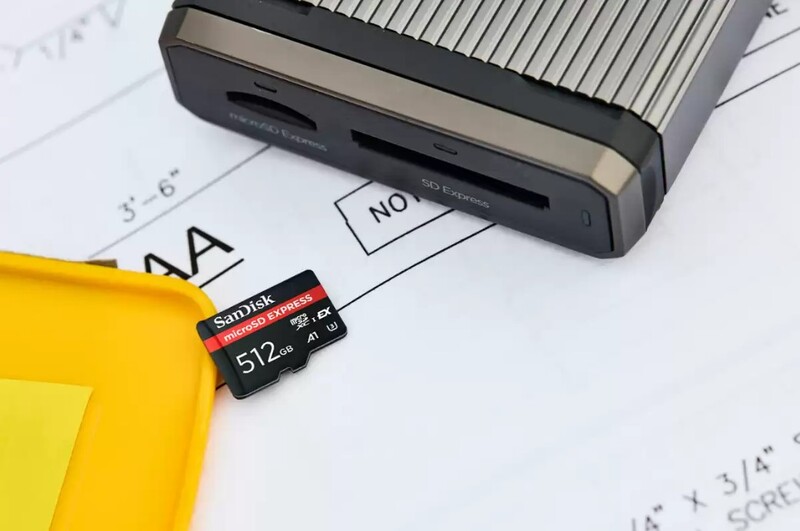 Карта пам`ятi MicroSDXC 512GB UHS-1/U3 Class 10 SanDisk Express R880/W650MB/s (SDSQXFN-512G-GN4NN)